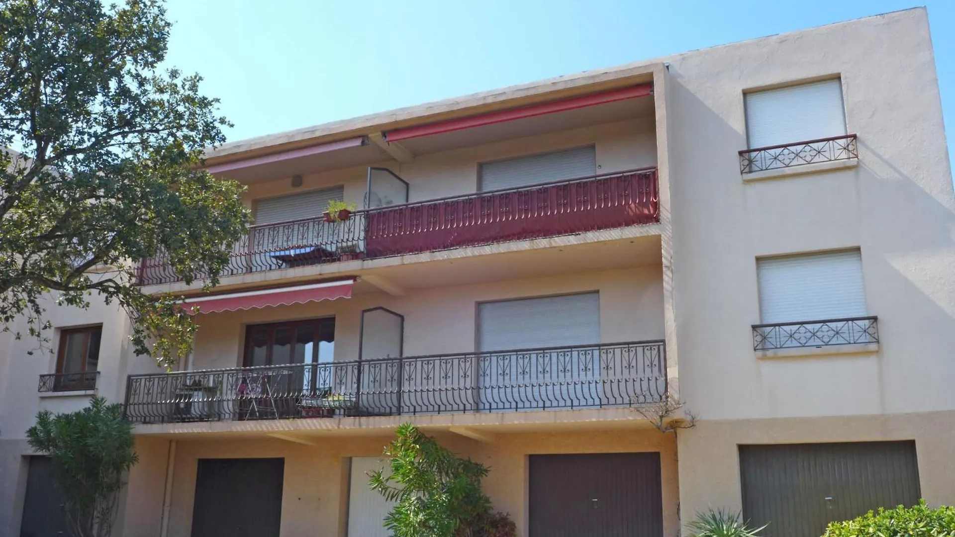 Apartment Les Mimosas-3 By Interhome Saint Aygulf